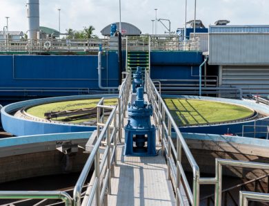 Pourquoi les entreprises doivent investir dans le traitement des déchets et des eaux usées ?