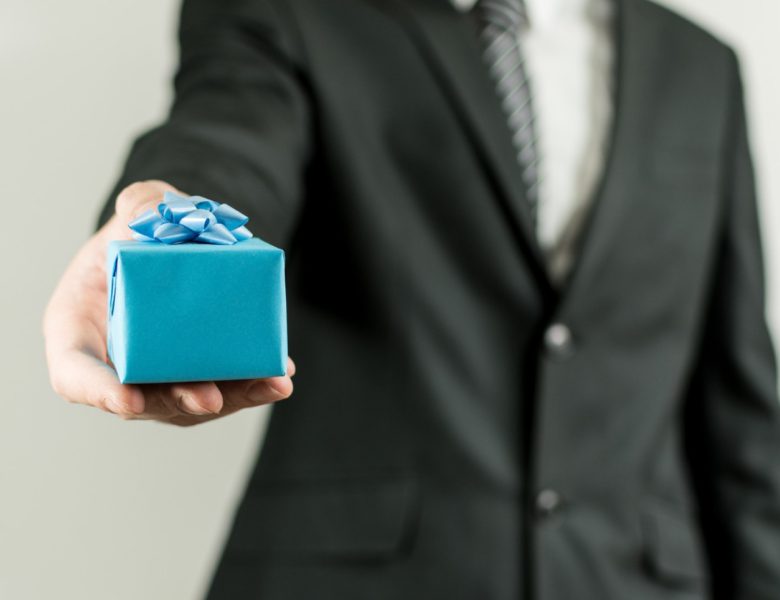 Récompenser vos clients autrement : une solution pour se démarquer